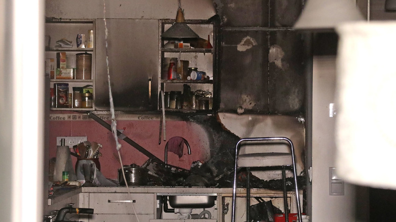 Mitten in der Nacht loderten Flammen in einer Küche in der Südvorstadt.