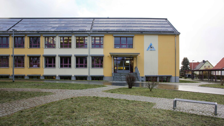 Die Oberschule in Elstra.
