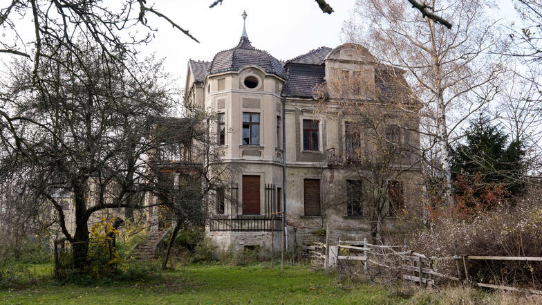 Auch im maroden Zustand noch ein Schmuckstück: Die Jugendstilvilla Zittauer Straße 166 in Görlitz.