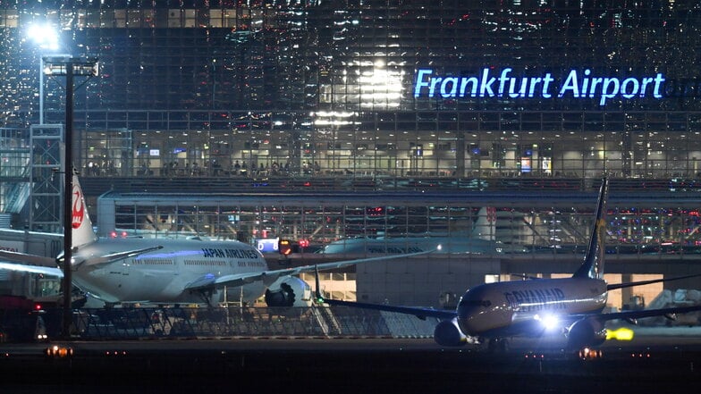 Drohne legt Frankfurter Flughafen lahm