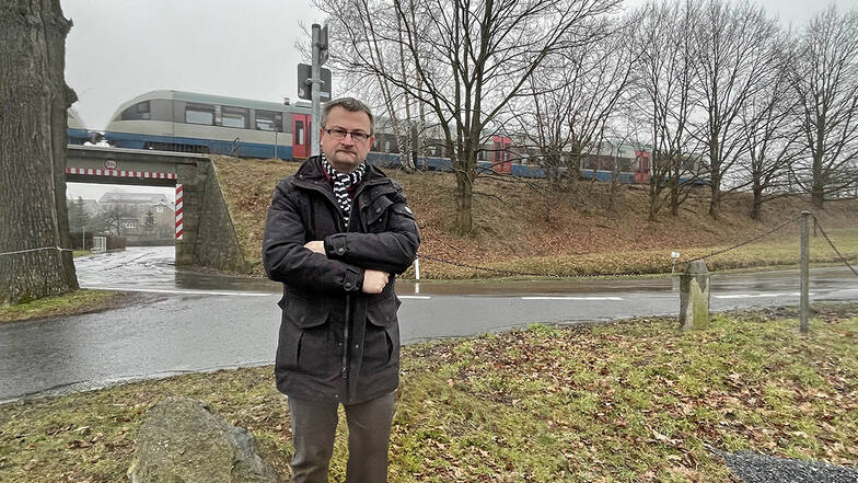 Der Steinaer Bürgermeister Sandro Bürger wünscht sich einen Bahn-Haltepunkt im Ortsteil Weißbach.