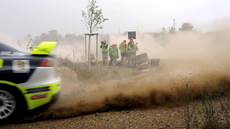 Bei der 23. Internationalen ADMV Lausitz-Rallye des RRC muss es diesmal gänzlich ohne Publikum abgehen. Die Veranstalter appellieren ausdrücklich, sich daran zu halten.