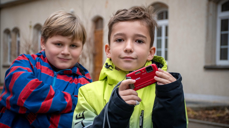Finley Magierski (links) und Leo Kampfenkel sind die Hauptdarsteller in demKurzfilm „2020“, mit dem die Waldheimer Lernförderschule einen erstem Platz beim Filmfestival „Film ab!“ belegte.