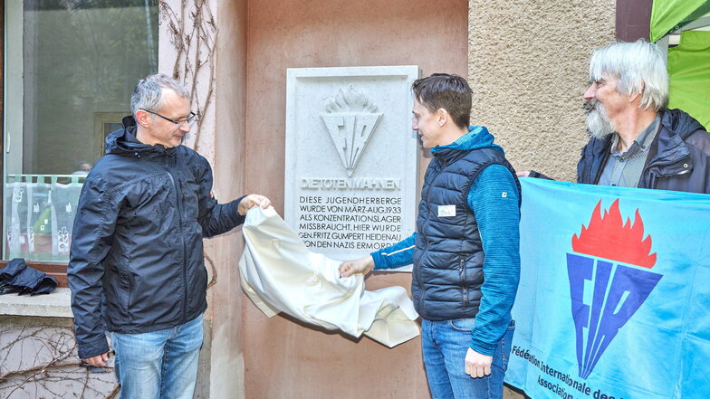 Halbestadt: Gestohlener Gedenkstein für NS-Gegner ist erneuert