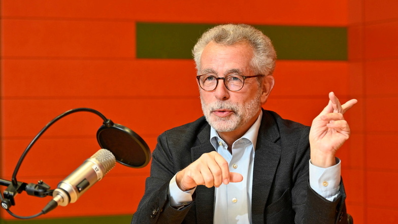 Politikwissenschaftler Hans Vorländer spricht im Podcast "Thema in Sachsen" über die Folgen des Dresdner Bürgermeisterstreits.