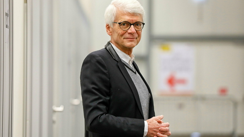Dr. Hans-Christian Gottschalk stammt aus Görlitz, ist Facharzt für Kinder- und Jugendmedizin sowie Mitglied in der Sächsischen Impfkommission. Ruhestand ist nichts für ihn, er bietet noch eine Spezialsprechstunde für kinderärztliche Problemfälle an.