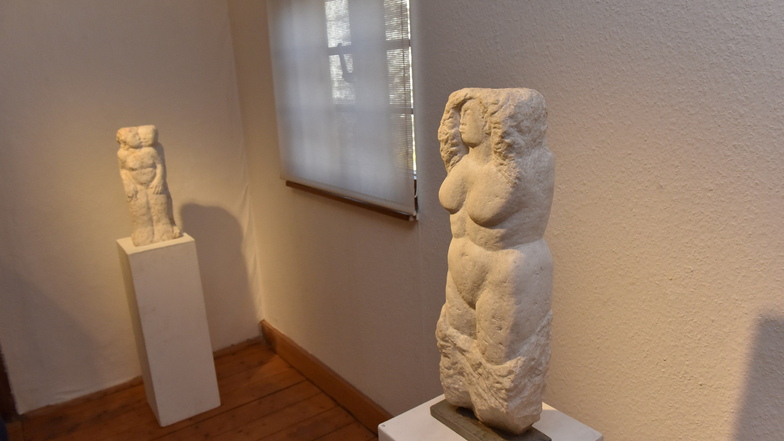 "Torso"
hat der Künstler diese Skulptur genannt.