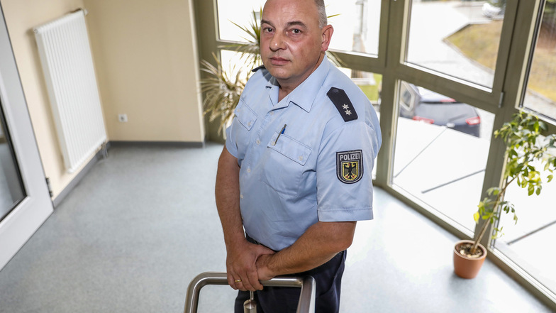 Bundespolizist René Borostowski lobt die Zivilcourage von Bürgern, die jetzt in Neugersdorf mehrere Ladendiebe stellten.