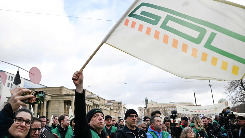 Streik und kein Ende: Mitglieder der Gewerkschaft Deutscher Lokomotivführer befinden sich im Ausstand.