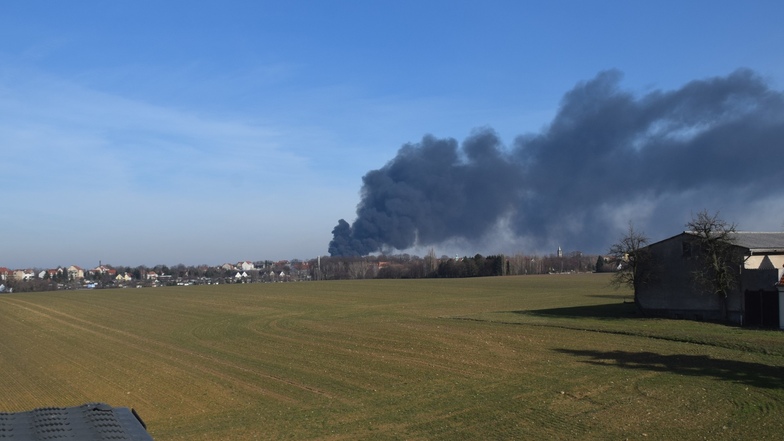 Und so war das Feuer aus Schlauroth zu sehen. Foto: Bernd Wünsche