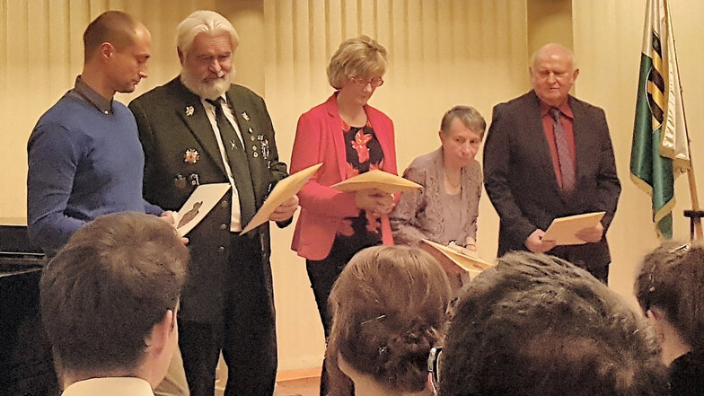 Verdienstvolle Bürger wurden beim Neujahrsempfang der Stadt Kamenz mit der Ehrenmedaille ausgezeichnet.