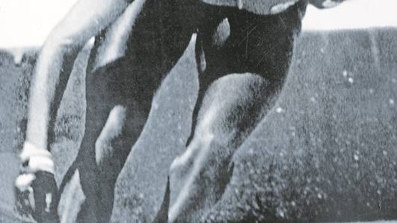 Eine Dresdnerin auf Weltrekordkurs: Karin Enke lief bei der Sprint-WM 1986 in Japan zum Titel und einem neuen 1000-Meter-Weltrekord. Wenige Tage später fügte die Läuferin von Trainer Rainer Mund in Medeo noch einen Super-Weltrekord über 1500 Meter hinzu, 