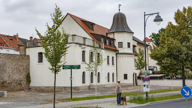 Die Stadt hatte die Alte Kelterei vorm Tag der Sachsen 2014 gekauft. Sie sollte Museum werden. Das ist gescheitert. Jetzt sollen weitere Wirtschaftsräume her.