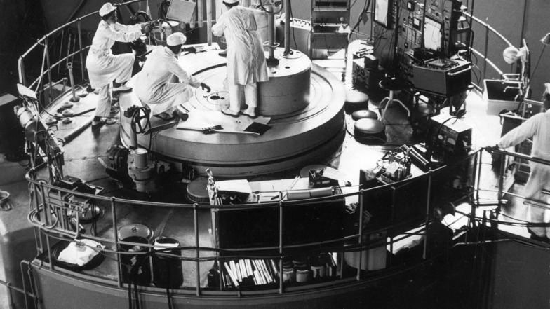 Der Rossendorfer Forschungsreaktor wie er Mitte der 70er Jahre im damaligen Zentralinstitut für Kernforschung existierte.