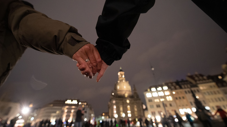 Menschenkette am 13. Februar in Dresden hat auch Ukraine-Krieg im Blick