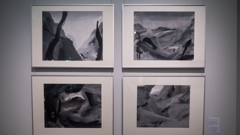 Artur Bonk malte landschaftliche Visionen, um seine Eindrücke von der Flucht nach 1945 zu verarbeiten. Vier Teile der insgesamt neunteiligen Bildserie sind im Schlesischen Museum ausgestellt.