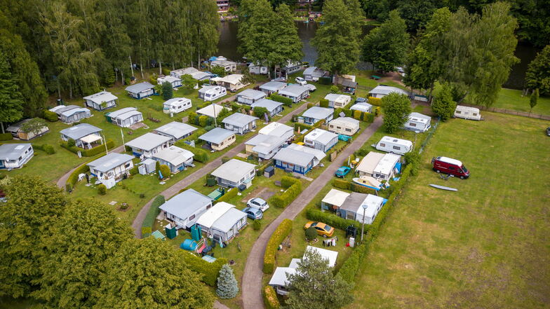 Campingplätze, wie der in Lauenhain an der Talsperre Kriebstein, haben während der Pandemie viel Zulauf erhalten.