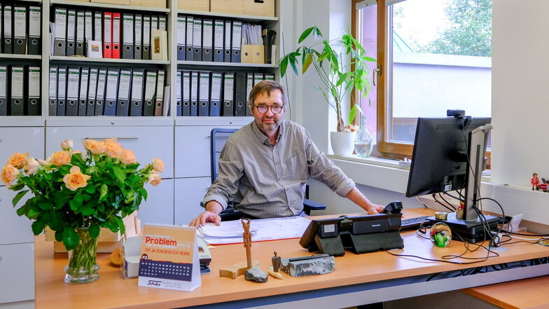 Jörg Hänisch sitzt erst seit vergangenem Herbst in seinem neuen Büro. Ende des Jahres wird er es schon wieder räumen.