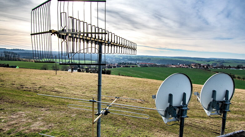 Der Vorstand der Antennengemeinschaft will seinen Mitgliedern auch in Zukunft gute Übertragungsqualität sichern.