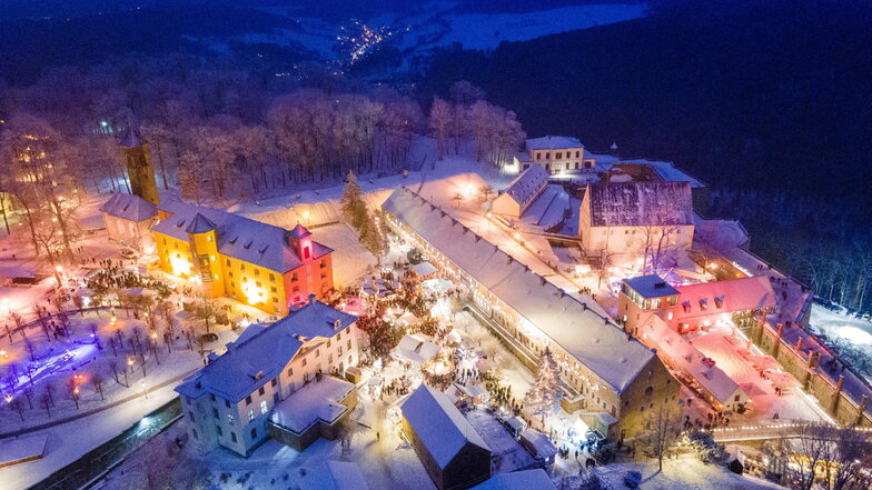 Weihnachtsmarkt auf Festung Königstein so beliebt wie vor der Pandemie