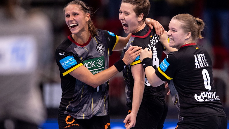 Deutschlands Handballerinnen wollen auch in Spanien jubeln.