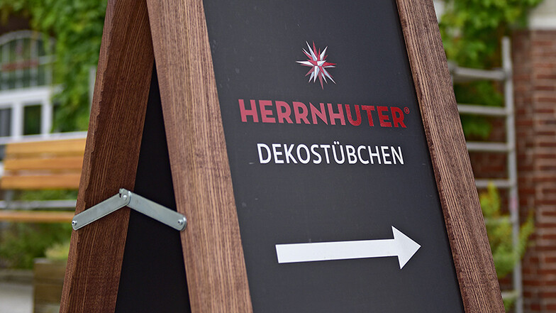 Freue dich auf kreative Workshops im Dekostübchen der Herrnhuter Sterne GmbH und gestalte individuelle Dekorationen für das ganze Jahr!