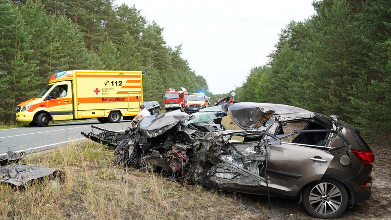 Am Montagmorgen kam es bei Uhyst/Spree zu einem schweren Unfall.