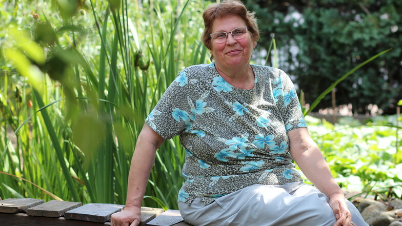 Angela Breitling aus Riesa engagiert sich seit 18 Jahren ehrenamtlich bei der Rentenversicherung. Abschalten kann sie am besten in ihrem Garten.