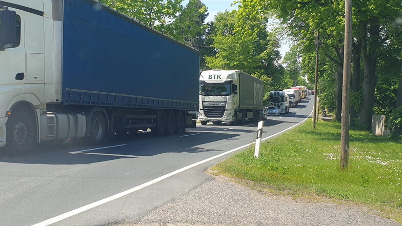 Plötzlich mehr Lkw-Verkehr in Limbach