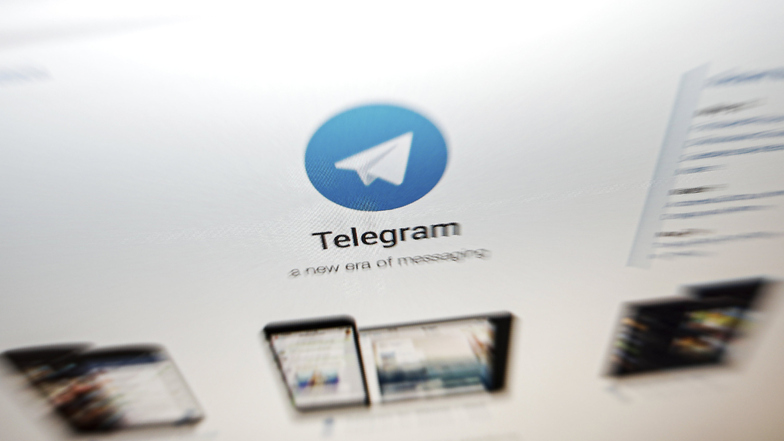 Die Website der Telegram Messaging App auf einem Computerbildschirm: Über diese Plattform drohte eine Frau aus Sachsen dem Ministerpräsidenten.