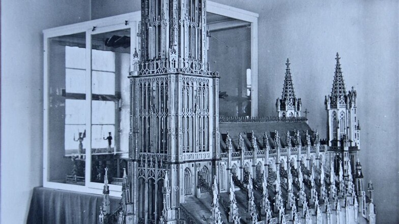 Das von Wilhelm Hübner gebastelte Modell des Ulmer Münsters.