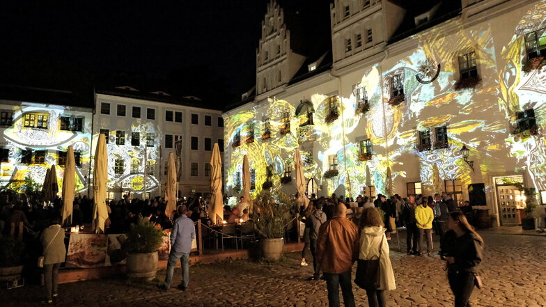 Mit viel Licht und Musik wurde die Meißner Innenstadt am Samstagabend in eine ganz besondere Stimmung versetzt.