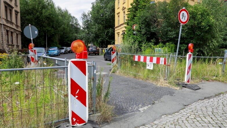 Einsturzgefahr: Stadt Zittau sperrt Brücke über den Goldbach