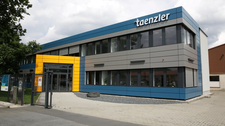 Die Firma Taenzler Maschinen- und Anlagenbau hat ihren Sitz in Laußnitz.
