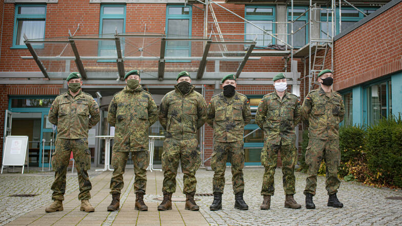Vom Bundeswehrstandort Bad Salzungen rückten Freitagnachmittag Soldaten zur Unterstützung im Kamenzer Krankenhaus an. Sie werden auch in der Klinik wohnen.