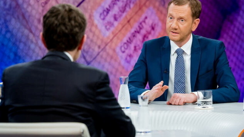 Sachsens Ministerpräsident Michael Kretschmer diskutierte im Dezember in der Talkshow von Maybrit Illner im ZDF mit Marco Buschmann über Telegram.