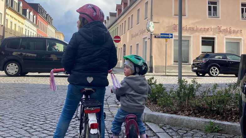 Wie jetzt weiter? Damit Kinder lernen, sich im Straßenverkehr sicher zu bewegen, gibt es in Königsbrück eine Kinderfahrschule.