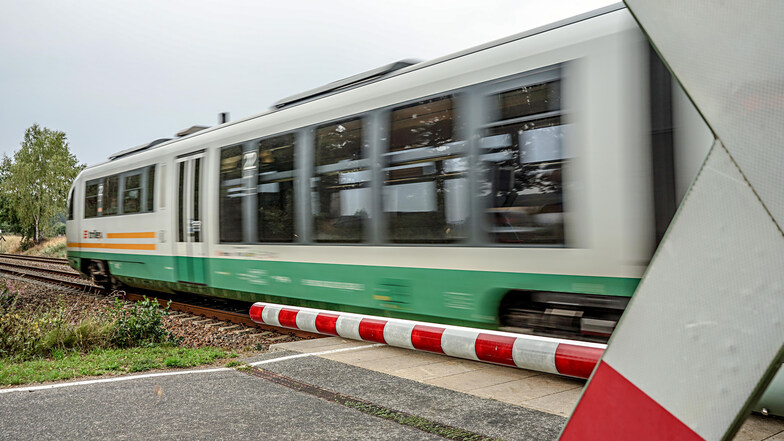Nichts geht mehr: Am Dienstagnachmittag wurde der Bahnverkehr zwischen Bischofswerda und Arnsdorf unterbrochen.