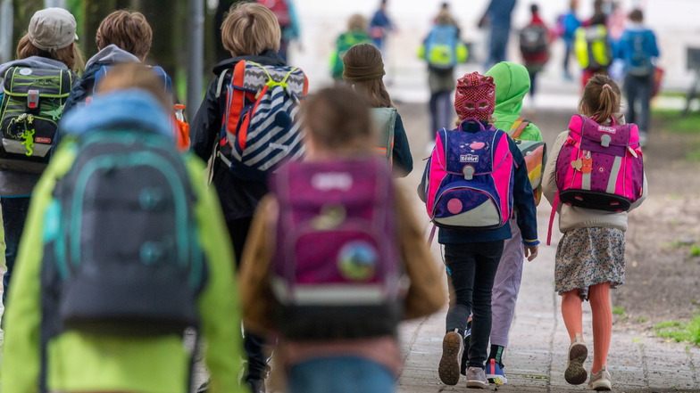 Dresden will Grundschulen, die im Alltag mit besonderen Herausforderungen zu kämpfen haben, stärken. Dabei spielen die Eltern eine wichtige Rolle.