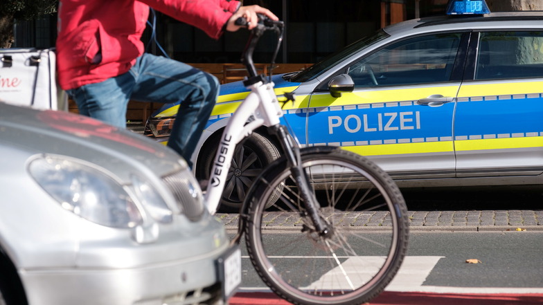 Am 9. November 2021 treten die Änderungen im Bußgeldkatalog in Kraft. Kernbotschaft: Radfahrer und Fußgänger sollen besser geschützt werden.
