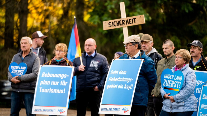 Bautzen: 60 Menschen demonstrieren gegen Asylheim im Spreehotel