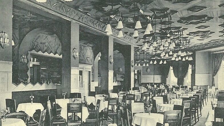 Das Kaiser-Café am Wiener Platz um 1920. Dort vergnügte sich die bessere Gesellschaft. Doch wegen des Krieges wurden die Gäste weniger.