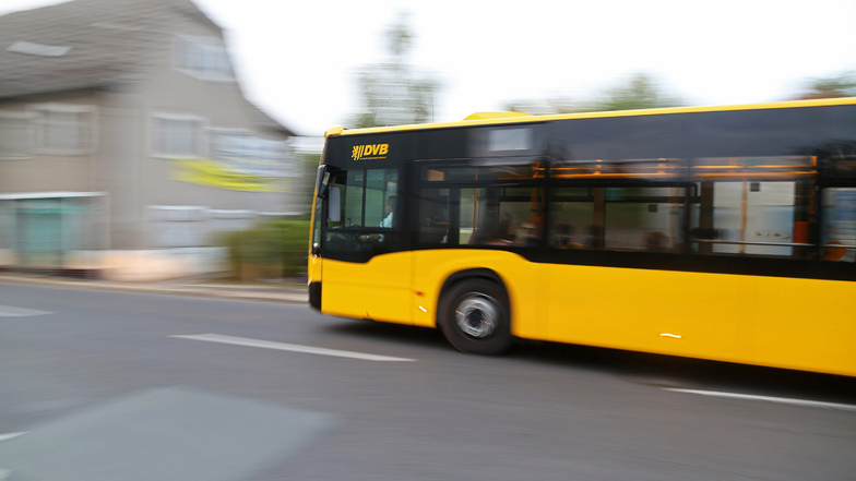 Die DVB-Busse der Dresdner Linie 62 können am Wochenende nicht die planmäßige Strecke fahren.