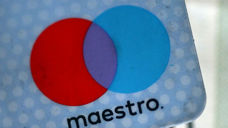 Girocard ohne Maestro: Was sich für Bankkunden ändert - und was nicht