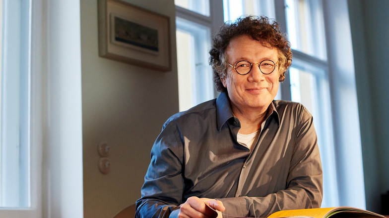 Ingo Schulze gehört seit seinem Debüt „33 Augenblicke des Glücks“ in die erste Reihe deutscher Autoren.