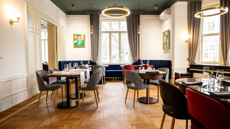 Die Räumlichkeiten des Restaurants sind in unterschiedlichen Stilen gestaltet und dekoriert, was jeden Besuch zu einem spannenden und einzigartigen Erlebnis macht.