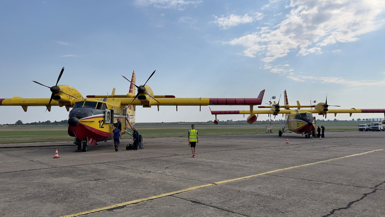 Waldbrand in Tschechien: Zwei Flugzeuge gegen die Flammen
