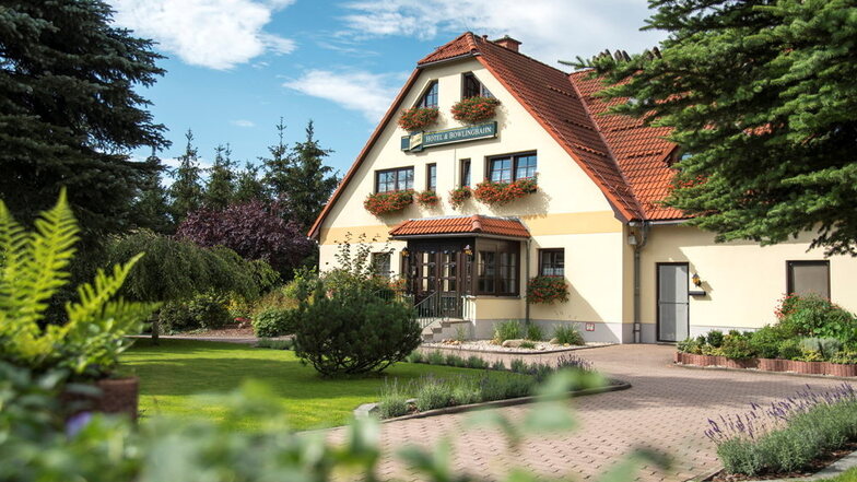 Das Hotel & Restaurant Waldblick in Pulsnitz gehört beim sachsenweiten Wettbewerb "Gästeliebling" zu den Gewinnern in der Oberlausitz.