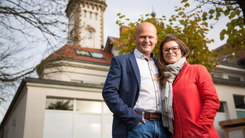 Carsten Rühle und seine Frau Carolin Rühle-Marten, die Restaurantbetreiber im Luisenhof, standen nach einem Feuer Ende Juli vor dem Nichts