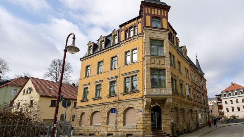 Seit 2022 steht die ehemalige Gaststätte "Zur Gräte" in Sebnitz leer.